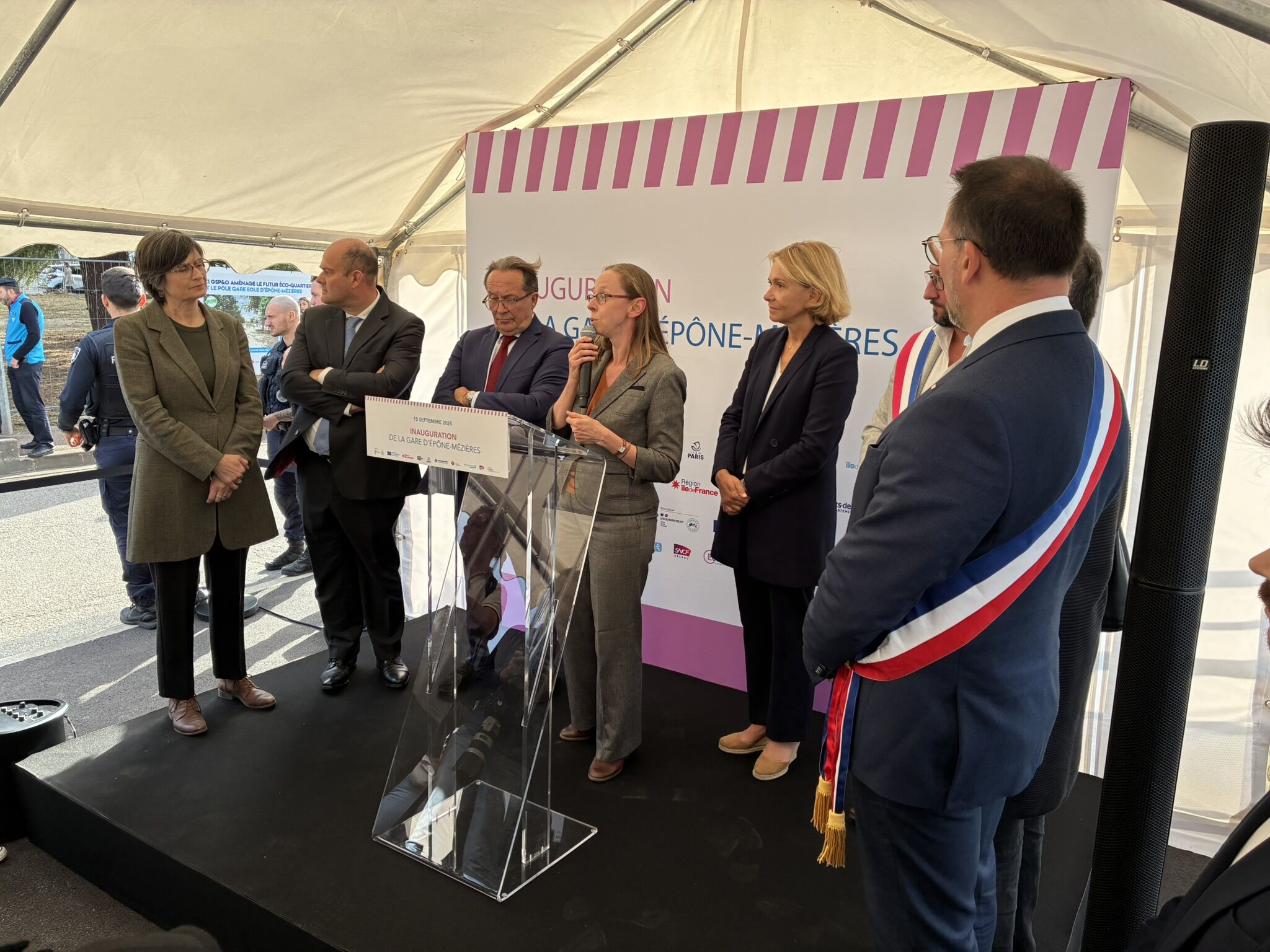 Inauguration de l'accès sud des Mureaux et de la gare d'Epône-Mézières
